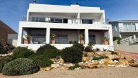 STERRETJIE Oceanfront Self-Catering Guesthouse - B&B De Kelders