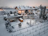 Ferienwohnungen Tollhof - Near Bolzano and castles, with a guest card for families and couples, offering panoramic views - Chambres d'hôtes Cornaiano