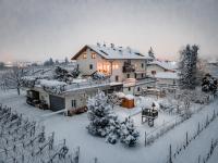 Ferienwohnungen Tollhof - Near Bolzano and castles, with a guest card for families and couples, offering panoramic views - Chambres d'hôtes Cornaiano