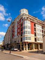 Atico céntrico con piscina comunitaria - B&B Ribadeo