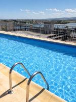 Atico céntrico con piscina comunitaria - B&B Ribadeo