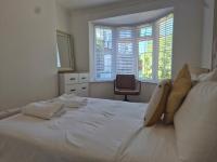 Two bedroom ground-floor private Garden plus free Parking - Ferienwohnung Brighton