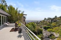 Hollywood Hills 4BR City View Home by Colby and Conrad - Chambres d'hôtes Los Angeles