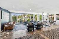 Hollywood Hills 4BR City View Home by Colby and Conrad - B&B Los Angeles