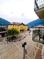 Bernina Next Stop - 30 Steps trains stations - Central Tirano - Chambres d'hôtes Tirano