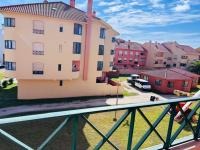 SwordFish Beach Escape Apartment - B&B Atouguia da Baleia