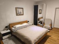 Hillside Apartments - Ferienwohnung Czenstochau