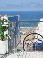 Rooftop Apartment With Beautiful Seaview - B&B Kenitra