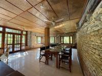 Hisalu Home Forest Stay, Near Kausani - Ferienwohnung Someshwar