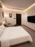 استوديو فاخر بتأثيث مودرن ودخول ذكي - Chambres d'hôtes Djeddah