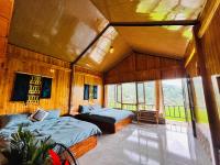 Wooden House Happiness Authentic Dao Village Escape - Bed and Breakfast Tả Van