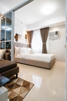 Modern Condo at Shore 1 Residences Tower C - Near Mall of Asia - B&B Manila