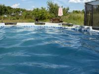 Дом с бассейном и мангальной зоной - Bed and Breakfast Ust-Kamenogorsk