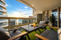 Desert Key Luxury Apt with Seaview, Saadiyat Island - Bed and Breakfast Abu Dhabi