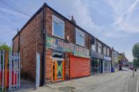 Chic 2BR Apartment for 8 in Vibrant Chorlton - Bed and Breakfast Manchester