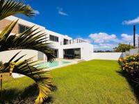 Villa Marea Private Pool in Grand Baie with garden, BBQ & Parking - Bed and Breakfast Grand Baie