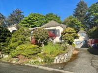 UVIC Ocean View Private Guesthouse - B&B Victoria