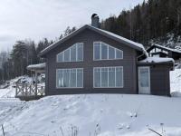 Järvsöbranten 7 med 10 sovplatser och vedeldad badtunna, 400 m från lift - B&B Järvsö