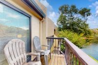 Elegant Condo with Pool & Hot Tub Lagoon View & Private Patio - Ferienwohnung Hilton Head