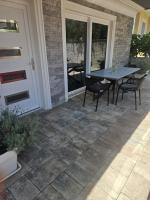 Deluxe Appartement met 2 Slaapkamers en Uitzicht op de Tuin