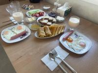 Kabyl Guest House - Bed and Breakfast Tossor
