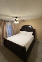 The Universal Home Stay - B&B Akron