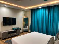 Goldcrest Signature 2 Bedroom Premium Apartment in DHA - Bed and Breakfast Lahore