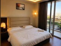 Urban Edge Studio - B&B Greater Noida
