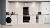 Free Parking Spacious 2BR Sleeps 5 - Close to JR Hospital - Chambres d'hôtes Oxford