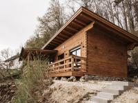 Romantikchalet Vogelnest mit Whirlpool, Kamin, Balkon & Terrasse - B&B Vorra