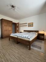 Doppel-/Zweibettzimmer mit Zustellbett