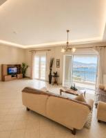 Elen Seaview Apartment - B&B Kavala