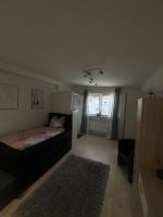 Gemütliches, barrierefreies Apartment in Dortmund-Brackel, Ruhige Lage, nur 5 Minuten zum Flughafen Dortmund - Chambres d'hôtes Dortmund