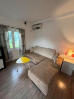 Cozy Garden Studio Apartment-Free Parking-Buljarica - B&B Petrovac na Moru