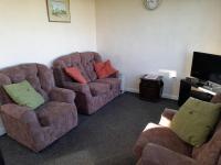 Pet Friendly, Detached Chalet - Bed and Breakfast Great Yarmouth