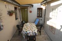 Casa nel Verde in Collina con Terrazzo Vista Mare - B&B Camaiore