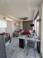Sky View Apartment - B&B Aryanah