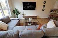 Downtown 3 Queen Beds AC Double Garage Disney - Ferienwohnung Edmonton