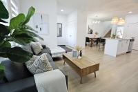 BoHo Modern Retreat King Fireplace Disney - Chambres d'hôtes Edmonton