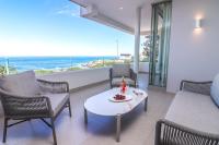 Exclusive & Modern Sea View apartment in Hermanus - Bed and Breakfast Hermanus