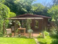 Beautiful Cabin with on street parking - B&B Forest Row