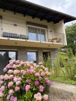 Der Bungalow am Sonnenplateu - See und Bergblick - B&B Döbriach
