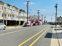 Gorgeous Oceanview on Wildwood New Jersey Shore Boardwalk - Bed and Breakfast Wildwood