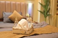 skyNest stays couple friendly near cyber hub and galleria - Chambres d'hôtes Gurgaon