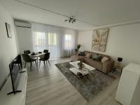 SkyRise Apartman - Chambres d'hôtes Siófok