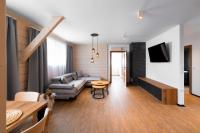 Two-Bedroom Apartment with Mountain View