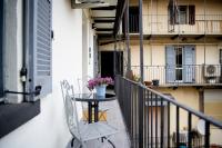 ChicLife - SHENKIN Sarona, Borgo Santa Caterina & Museums - B&B Bérgamo