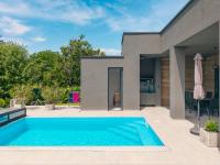 Grafit apartman - Bed and Breakfast Balatonszárszó