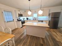 3 BR Walnut Creek Concerts, Fenced Yard, King bed, Downtown - Chambres d'hôtes Raleigh
