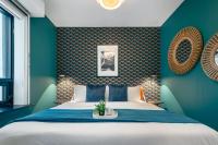 Artful Downtown Toronto Retreat King Bed 55 TV - Bed and Breakfast Toronto
